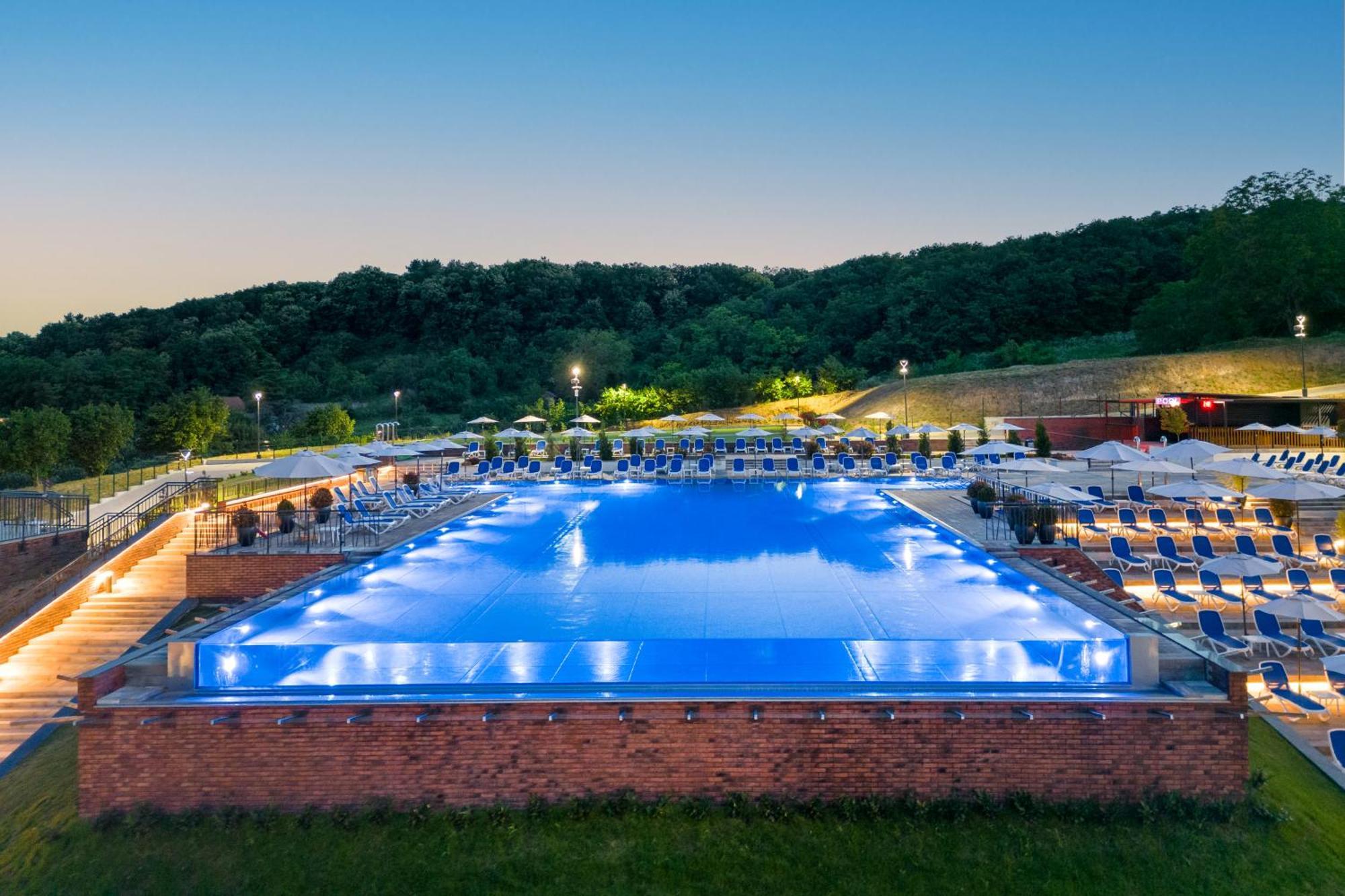 Movenpick Resort And Spa Fruske Terme Vrdnik Extérieur photo