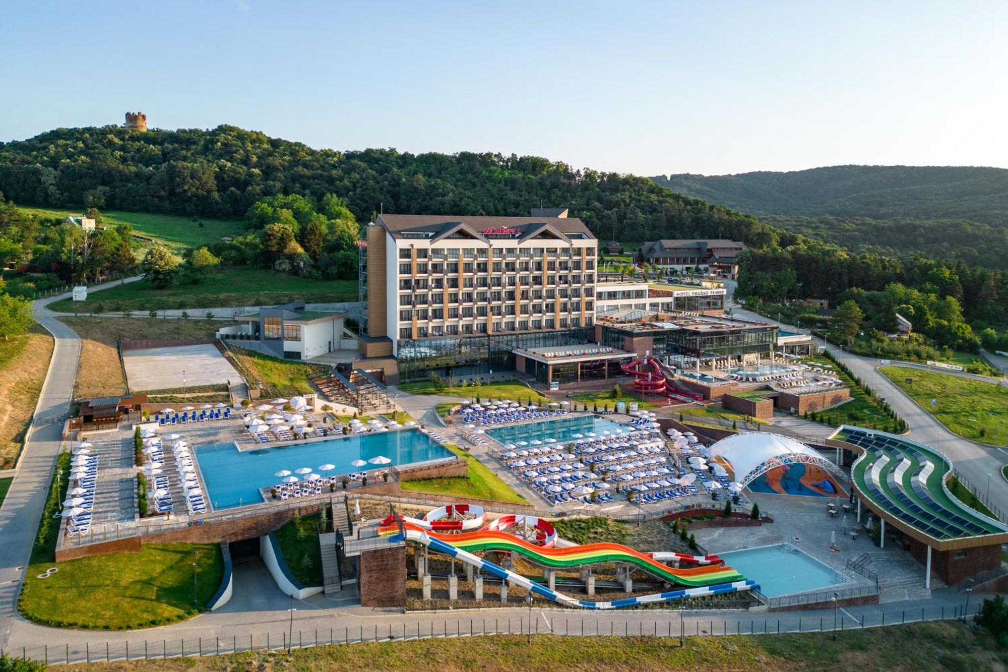 Movenpick Resort And Spa Fruske Terme Vrdnik Extérieur photo