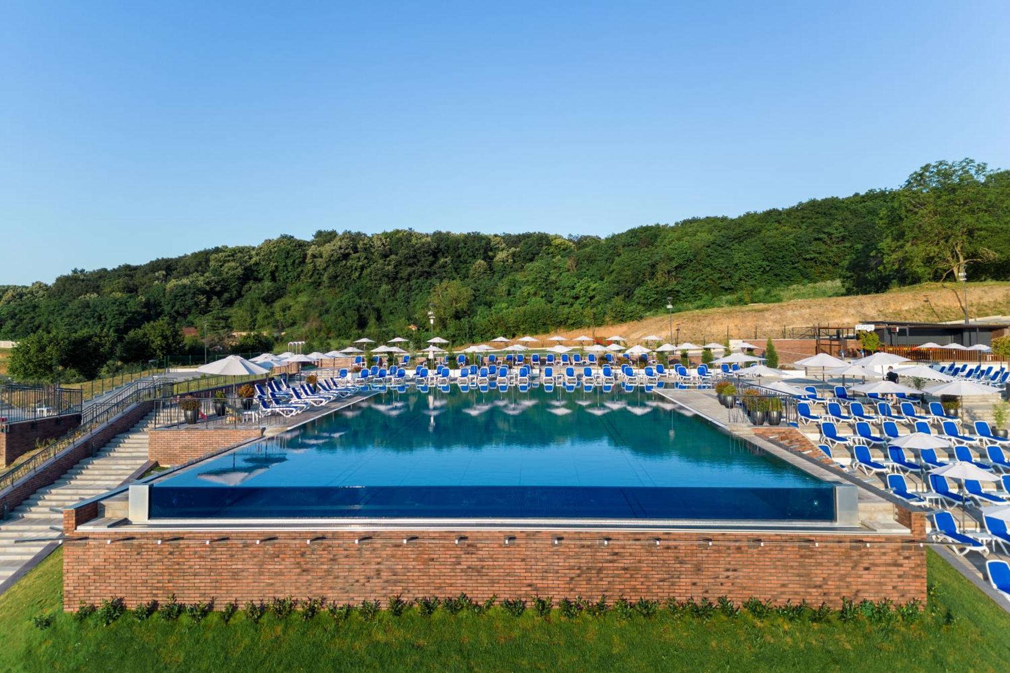 Movenpick Resort And Spa Fruske Terme Vrdnik Extérieur photo
