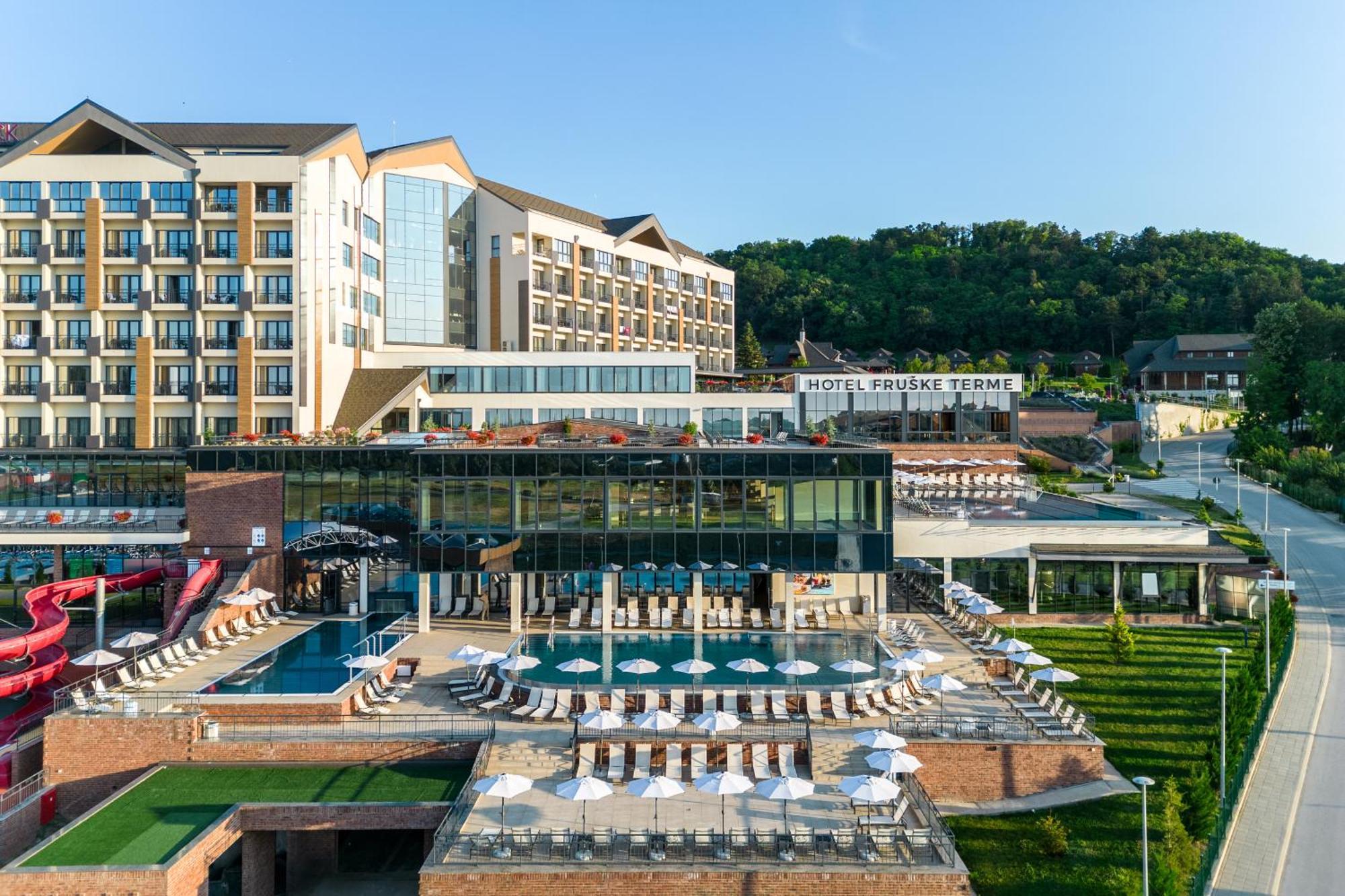 Movenpick Resort And Spa Fruske Terme Vrdnik Extérieur photo