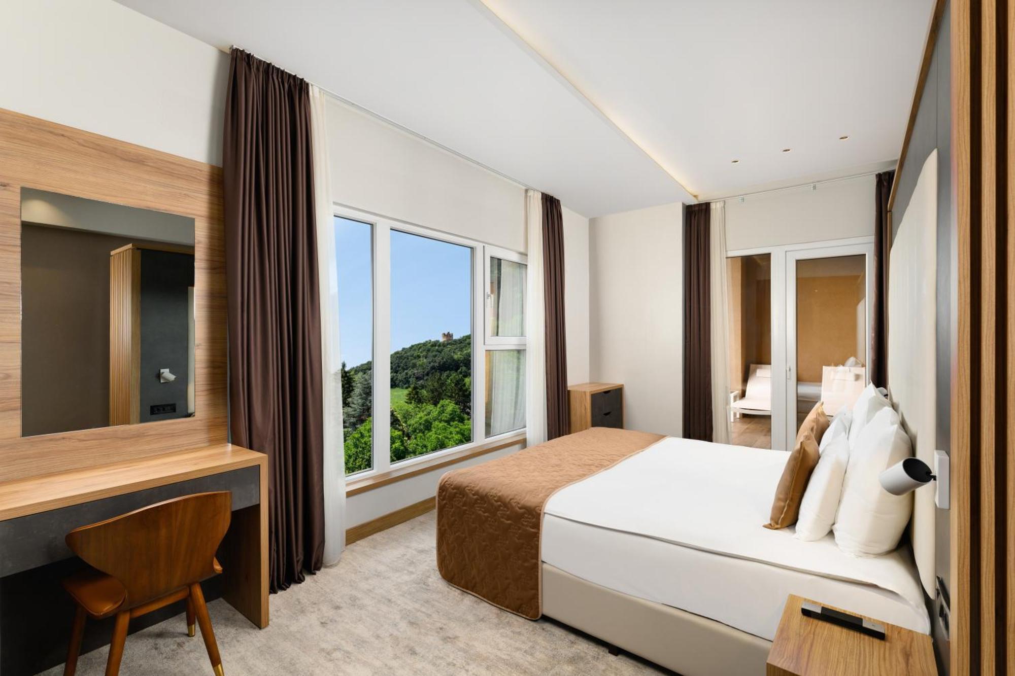 Movenpick Resort And Spa Fruske Terme Vrdnik Extérieur photo