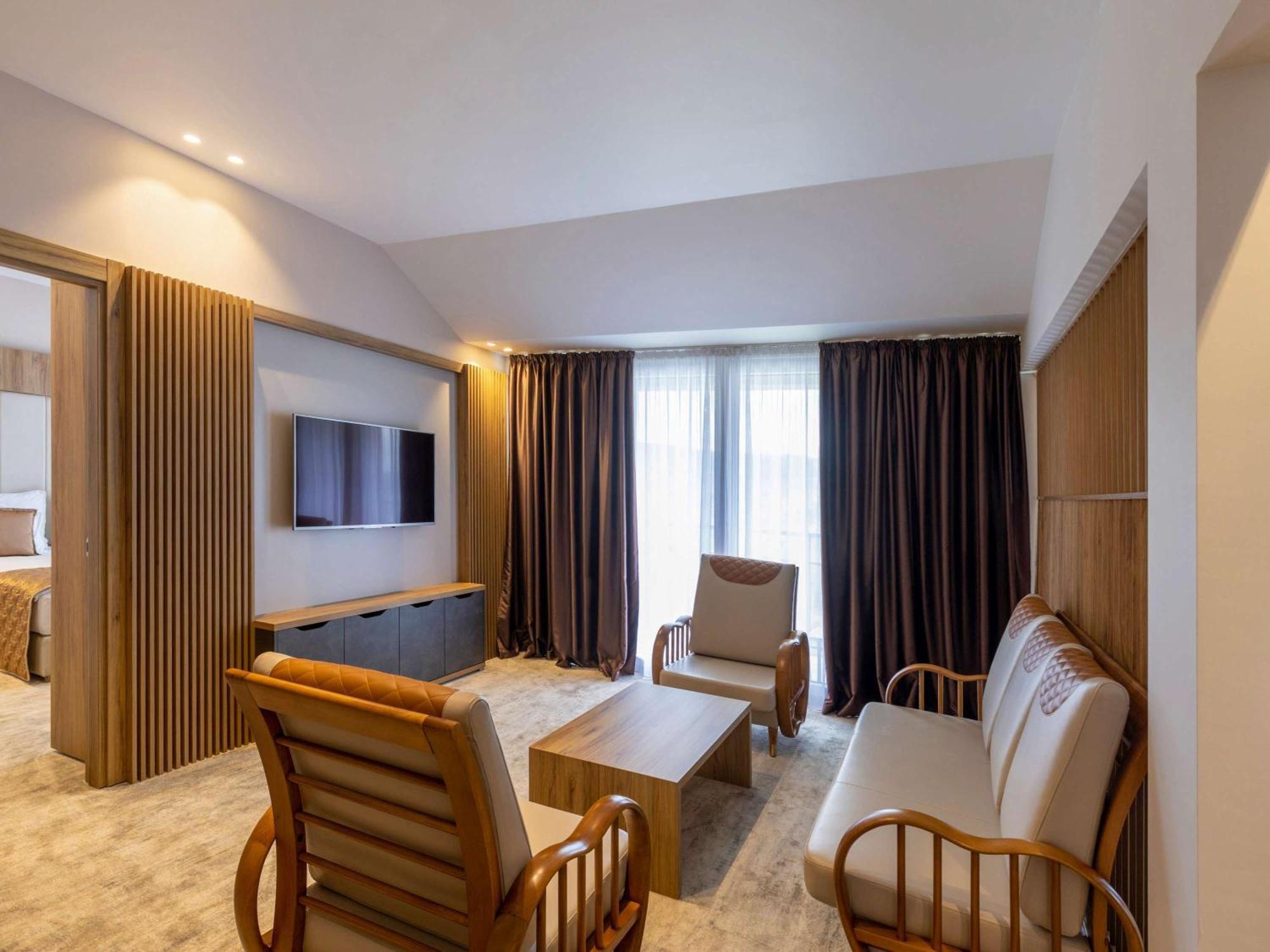 Movenpick Resort And Spa Fruske Terme Vrdnik Extérieur photo
