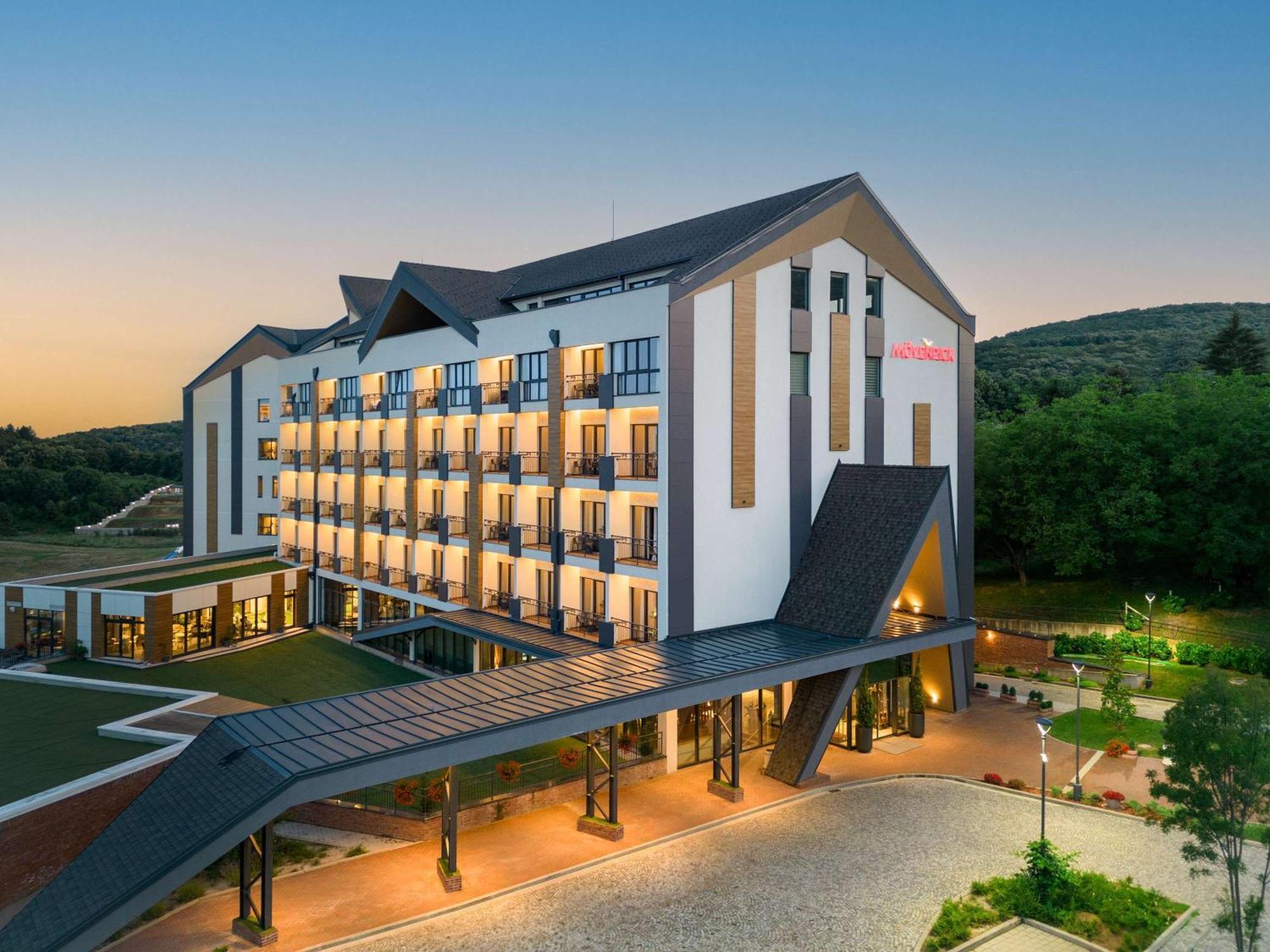 Movenpick Resort And Spa Fruske Terme Vrdnik Extérieur photo